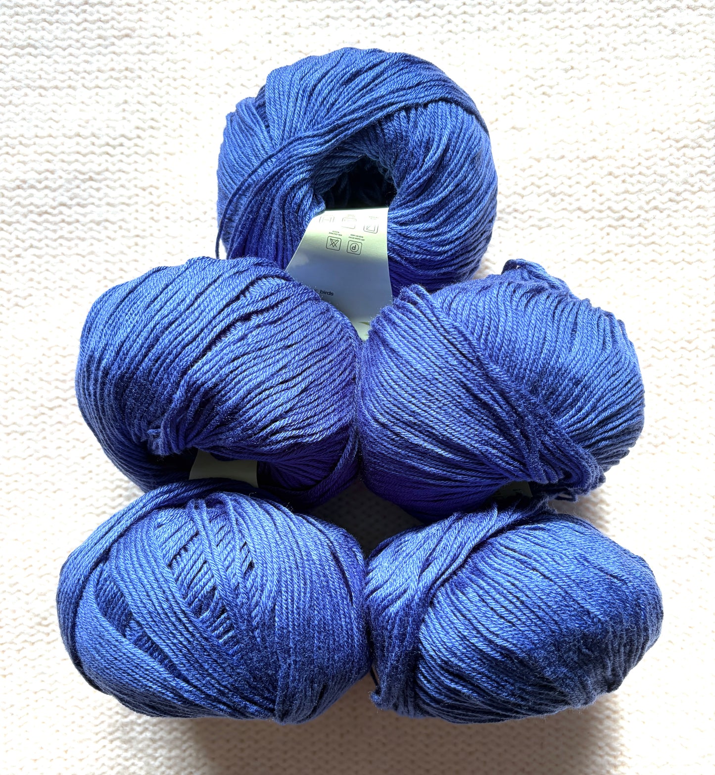 5 balls x 50g Cashmere Silk yarn : Cashmere + Silk + Bamboo fiber : 23 Persian Blue