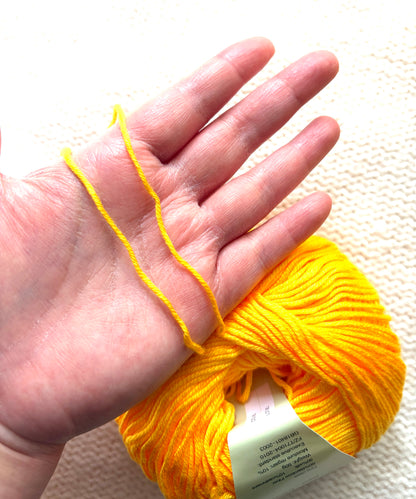5 balls x 50g Cashmere Silk yarn : Cashmere + Silk + Bamboo fiber : 14 Marigold