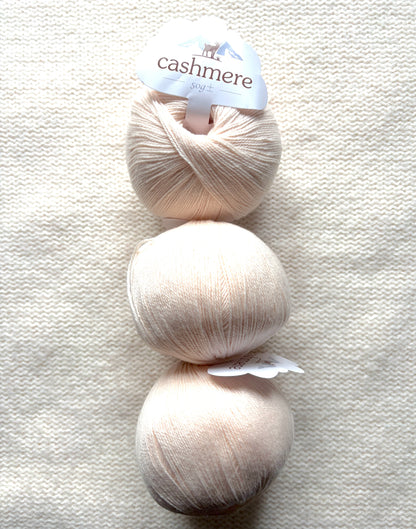 3 balls x 50g Cashmere yarn : 100% Cashmere : 02 Champagne