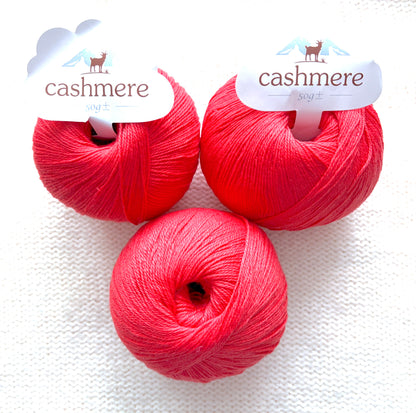3 balls x 50g Cashmere yarn : 100% Cashmere : 11 Coral Red
