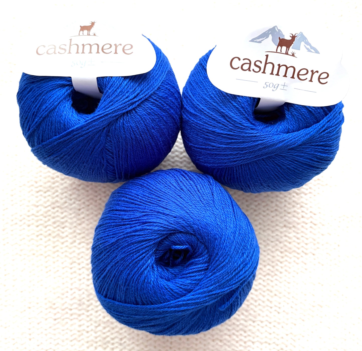 3 balls x 50g Cashmere yarn : 100% Cashmere : 15 Royal Blue