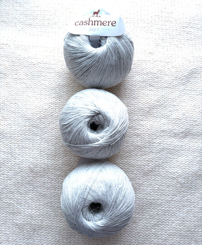 3 balls x 50g Cashmere yarn : 100% Cashmere : 03 Heather Grey
