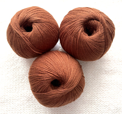 3 balls x 50g Cashmere yarn : 100% Cashmere : 19 Russet Brown