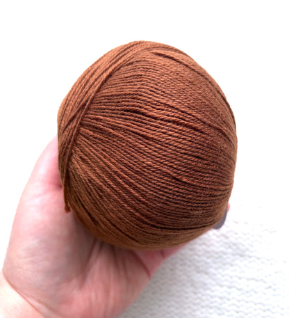 3 balls x 50g Cashmere yarn : 100% Cashmere : 19 Russet Brown