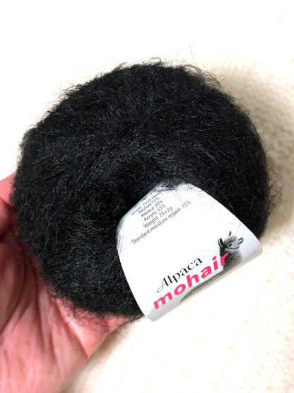 5 balls x 25g Alpaca Mohair yarn : Mohair + Alpaca + Acrylic : 05 Black
