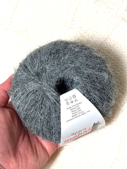 5 balls x 25g Alpaca Mohair yarn : Mohair + Alpaca + Acrylic : 04 Grey