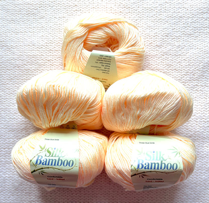 5 balls x 50g Cashmere Silk yarn : Cashmere + Silk + Bamboo fiber : 04 Buttercream