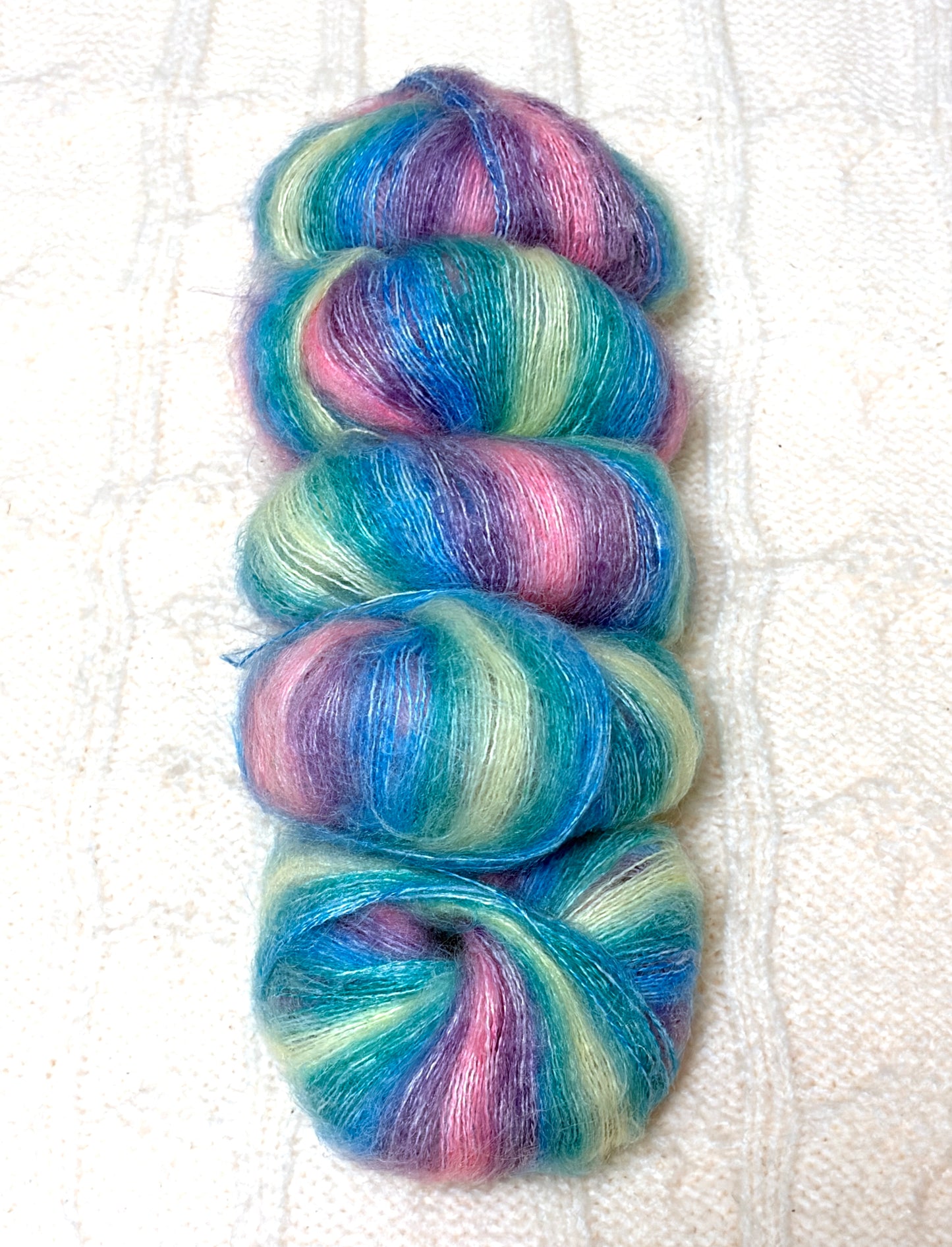 5 balls x 25g Alpaca Mohair yarn : Mohair + Alpaca + Acrylic : Colour 23