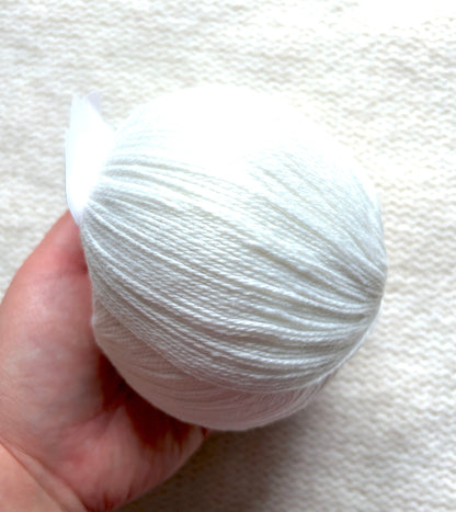 3 balls x 50g Cashmere yarn : 100% Cashmere : 01 White