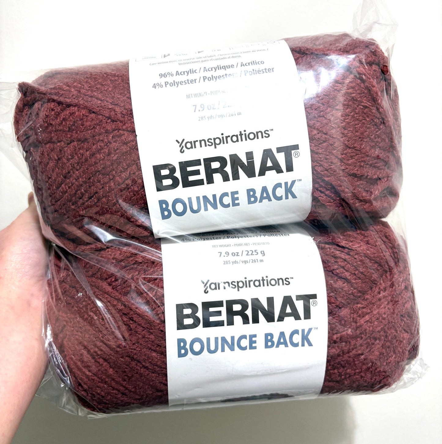 2 Balls x 255g Bernat Bounce Back Yarn Bulky Yarn : Merlot