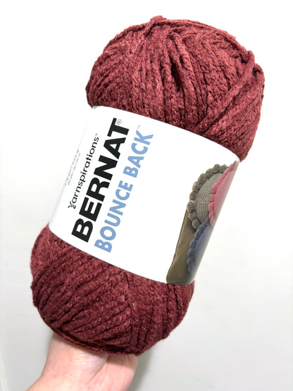 2 Balls x 255g Bernat Bounce Back Yarn Bulky Yarn : Merlot