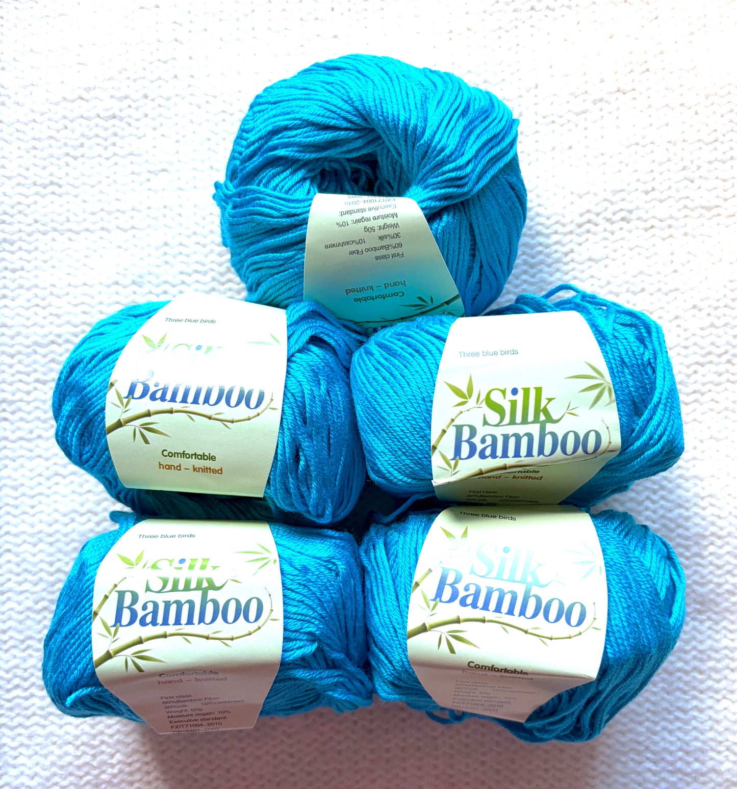 5 balls x 50g Cashmere Silk yarn : Cashmere + Silk + Bamboo fiber : 27 Bright Cerulean Blue