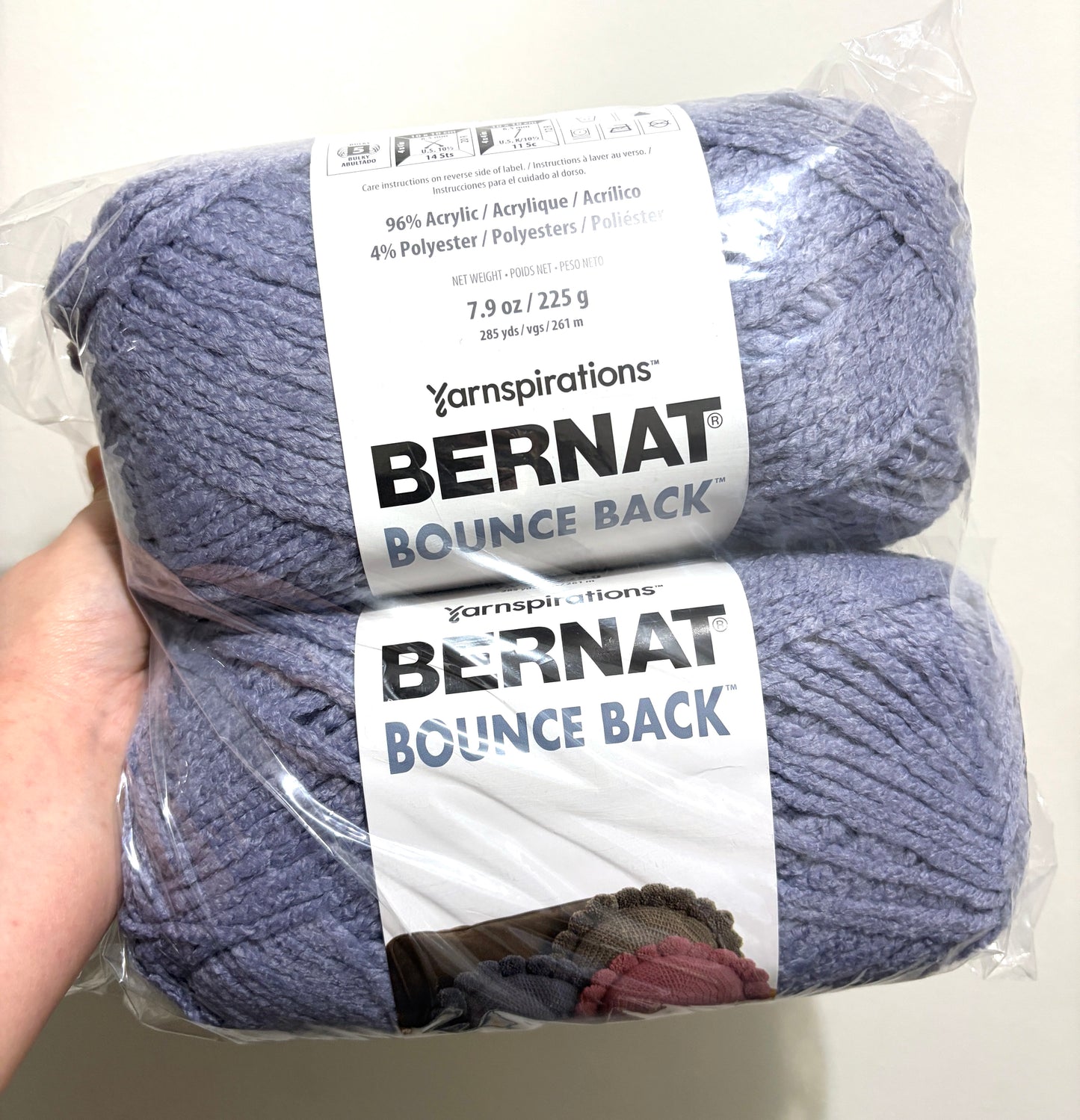 2 Balls x 255g Bernat Bounce Back Yarn Bulky Yarn : Lilac