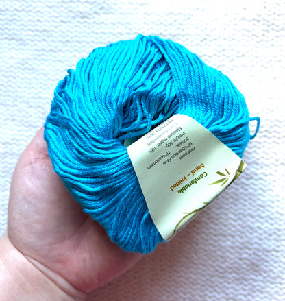 5 balls x 50g Cashmere Silk yarn : Cashmere + Silk + Bamboo fiber : 27 Bright Cerulean Blue