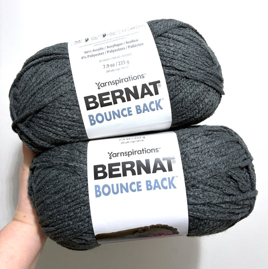 2 Balls x 255g Bernat Bounce Back Yarn Bulky Yarn : Black Bear