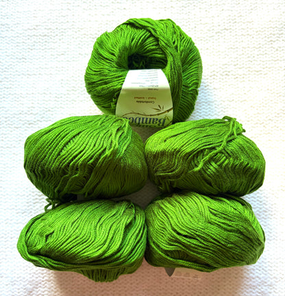 5 balls x 50g Cashmere Silk yarn : Cashmere + Silk + Bamboo fiber : 09 Sap Green