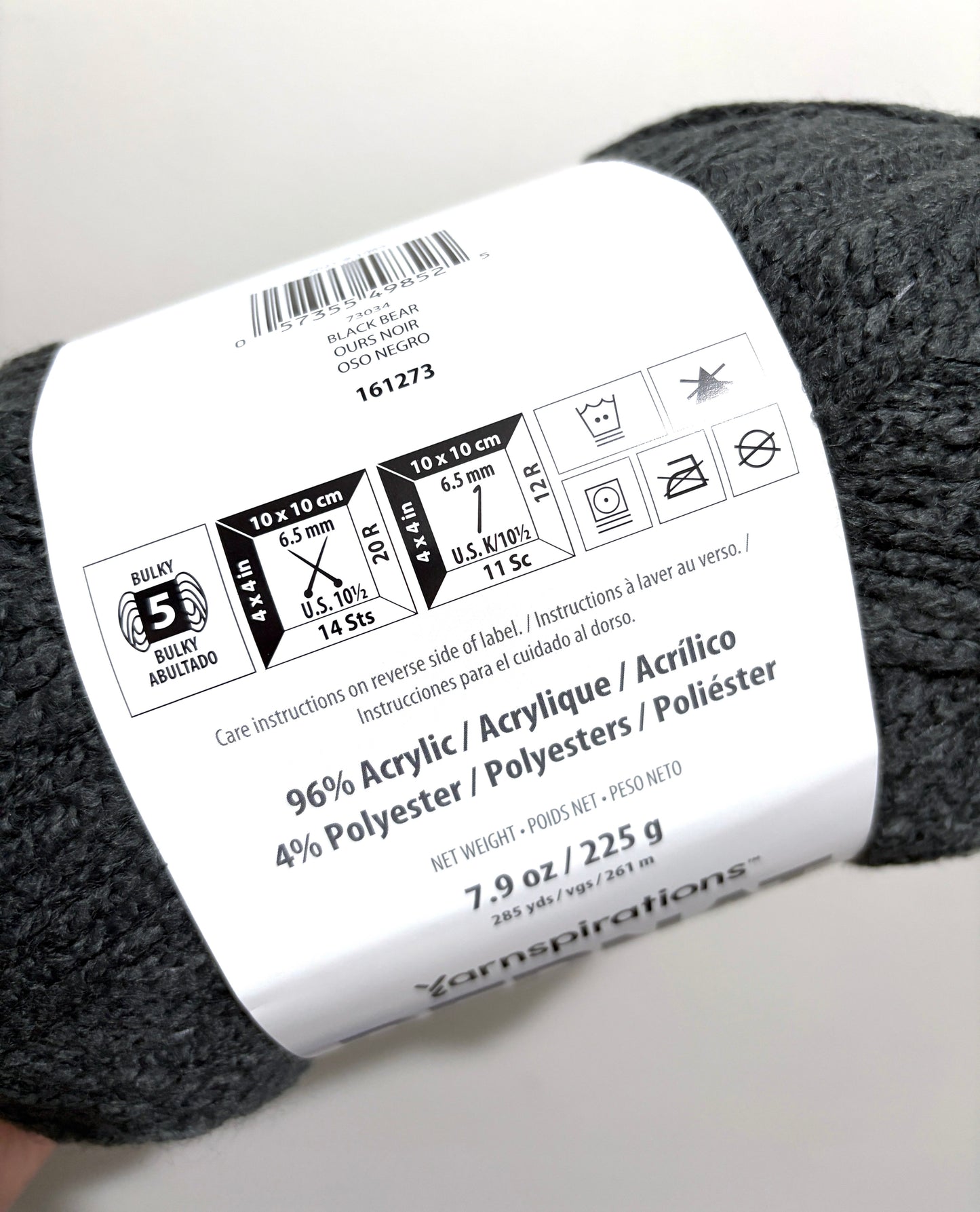 2 Balls x 255g Bernat Bounce Back Yarn Bulky Yarn : Black Bear