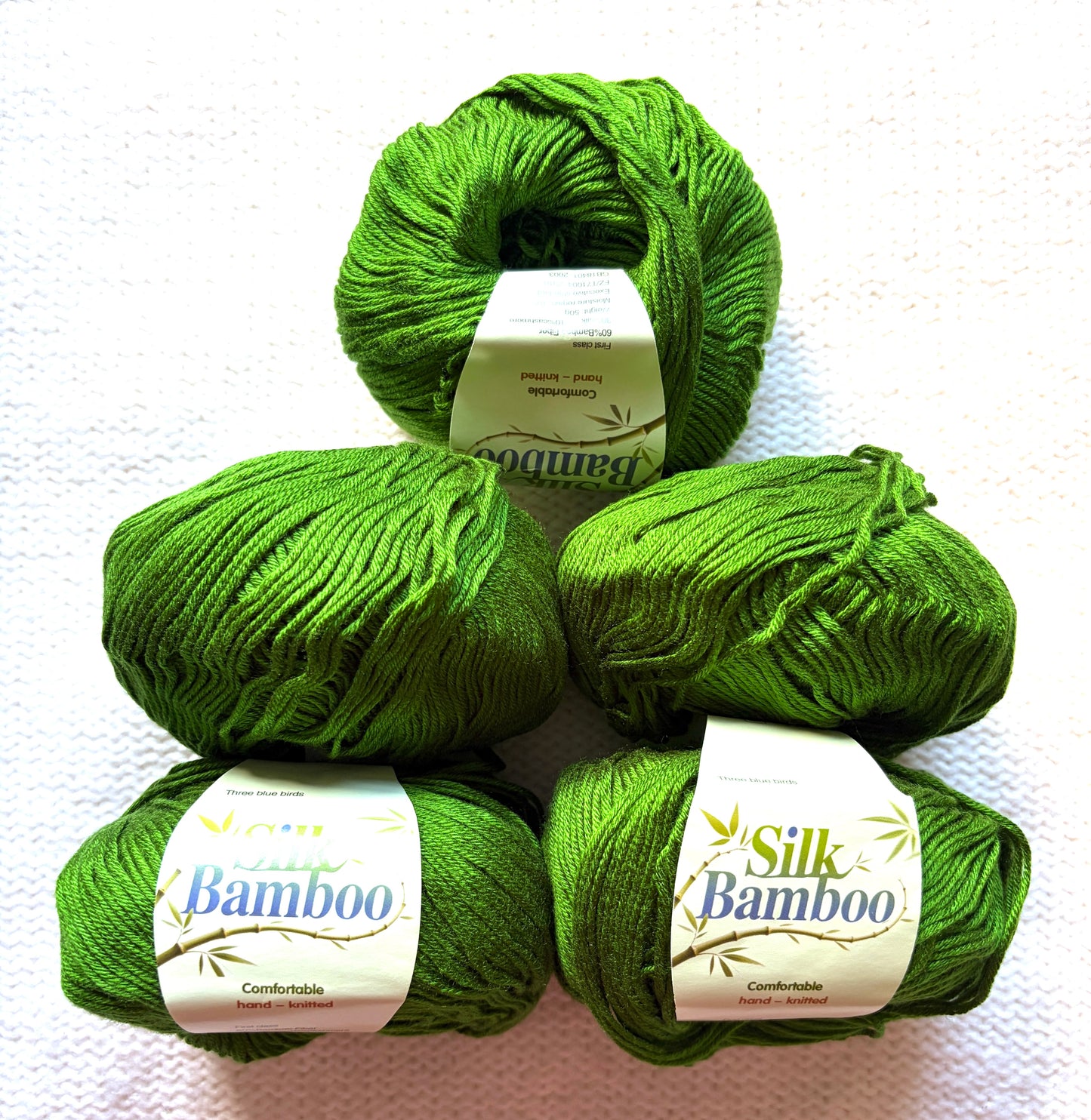 5 balls x 50g Cashmere Silk yarn : Cashmere + Silk + Bamboo fiber : 09 Sap Green