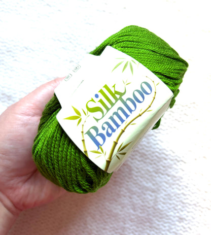 5 balls x 50g Cashmere Silk yarn : Cashmere + Silk + Bamboo fiber : 09 Sap Green