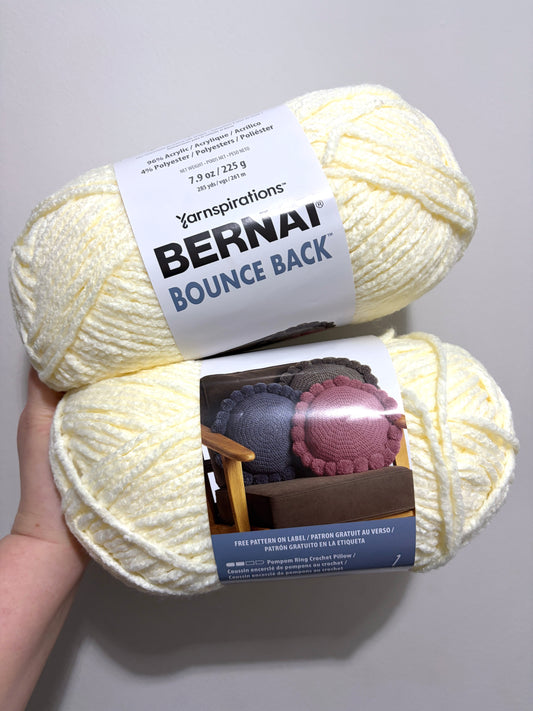 2 Balls x 255g Bernat Bounce Back Yarn Bulky Yarn : Cotton Tail