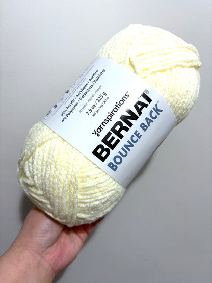 2 Balls x 255g Bernat Bounce Back Yarn Bulky Yarn : Cotton Tail