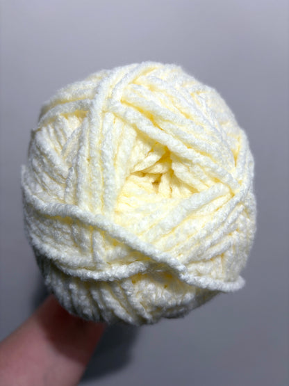 2 Balls x 255g Bernat Bounce Back Yarn Bulky Yarn : Cotton Tail